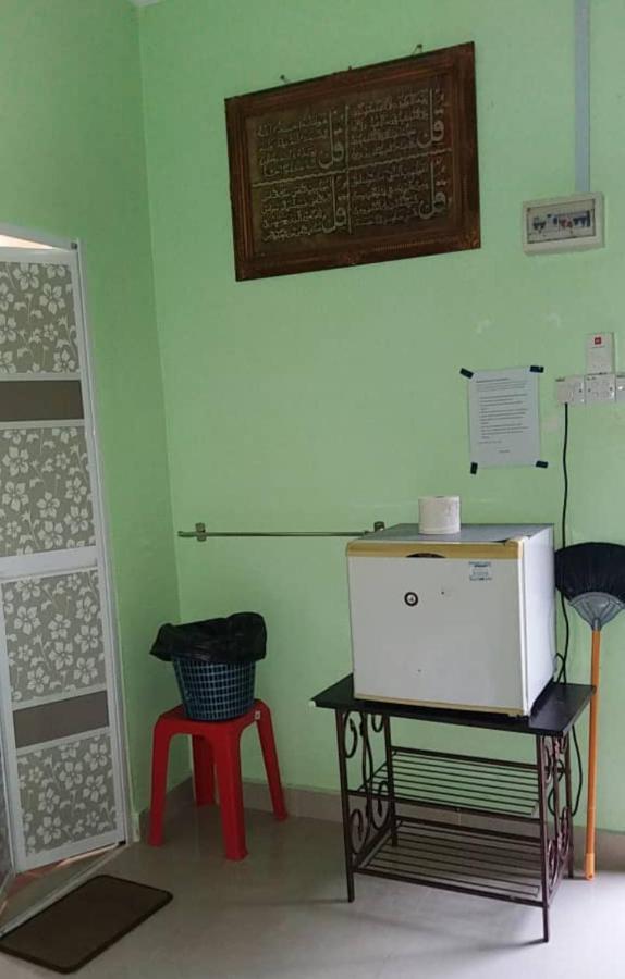 Dhia Irdina Homestay Paya Rewak Εξωτερικό φωτογραφία