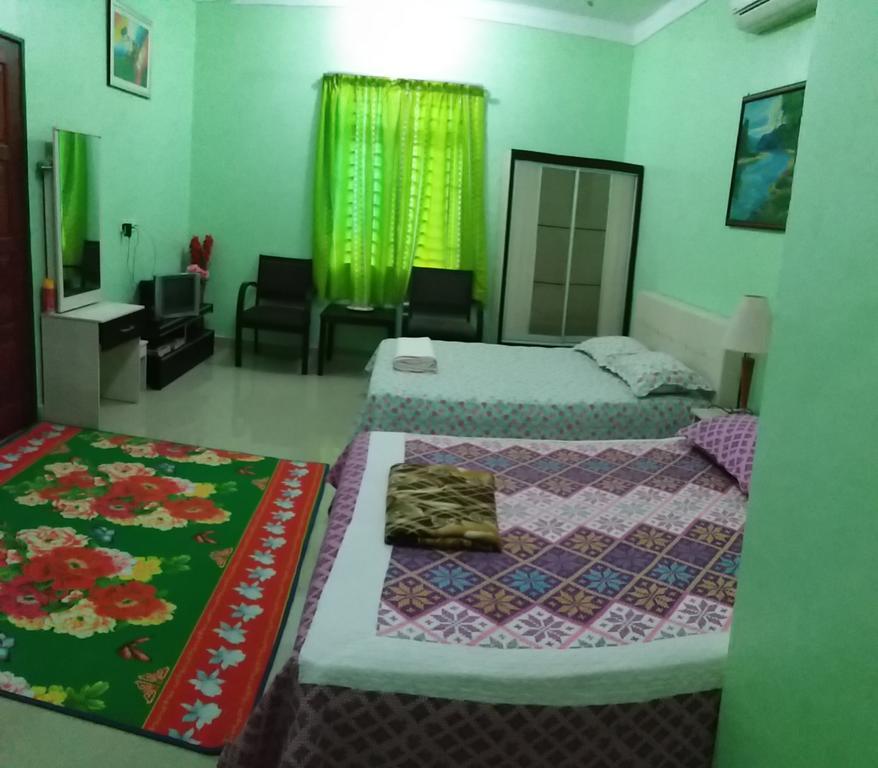 Dhia Irdina Homestay Paya Rewak Εξωτερικό φωτογραφία