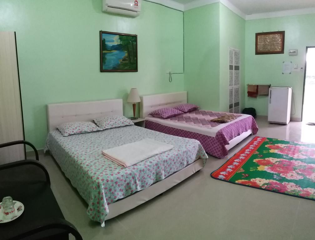 Dhia Irdina Homestay Paya Rewak Εξωτερικό φωτογραφία