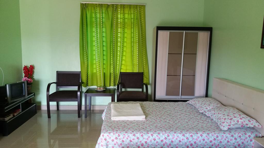 Dhia Irdina Homestay Paya Rewak Εξωτερικό φωτογραφία