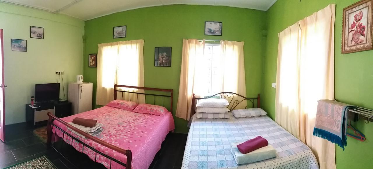 Dhia Irdina Homestay Paya Rewak Εξωτερικό φωτογραφία