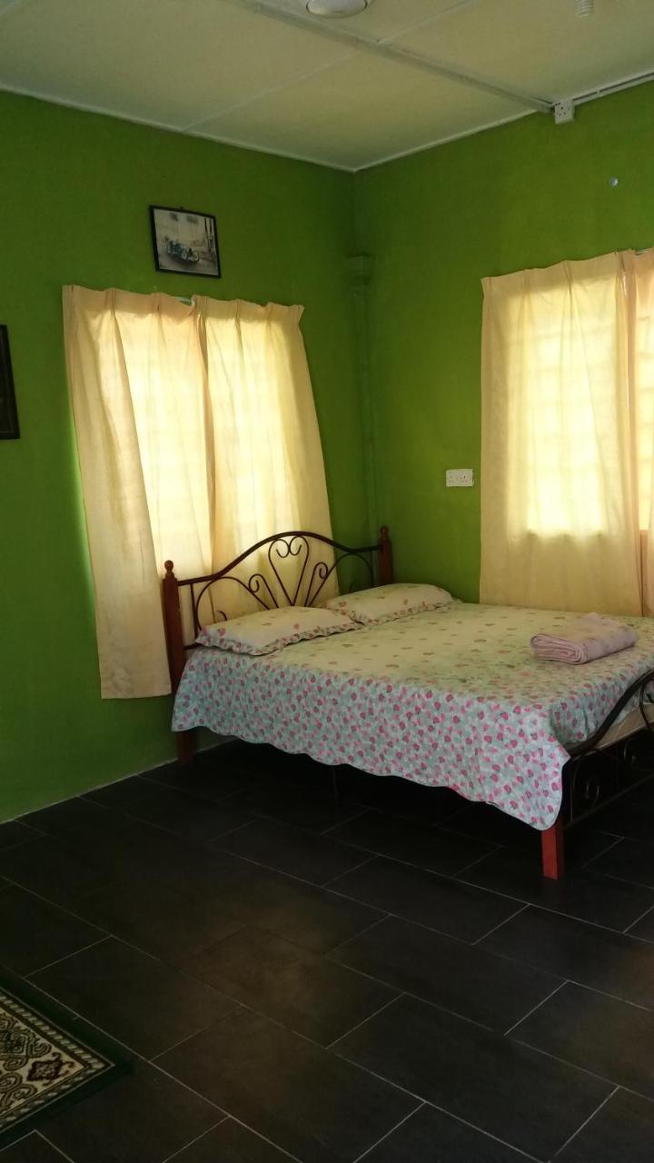 Dhia Irdina Homestay Paya Rewak Εξωτερικό φωτογραφία
