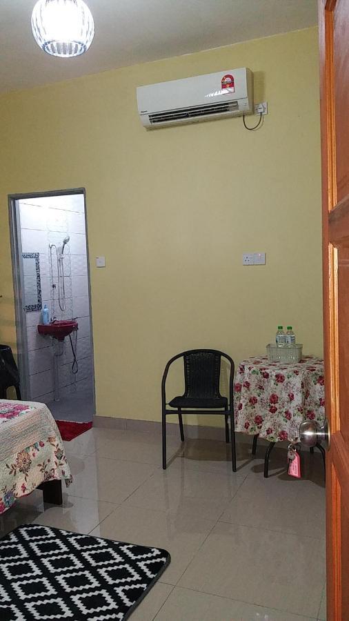Dhia Irdina Homestay Paya Rewak Εξωτερικό φωτογραφία